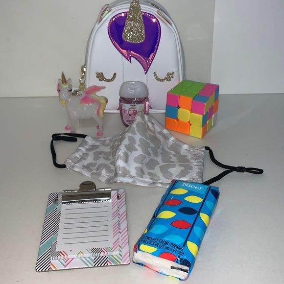 Perfect to keep in your car - Picture 1 of 4